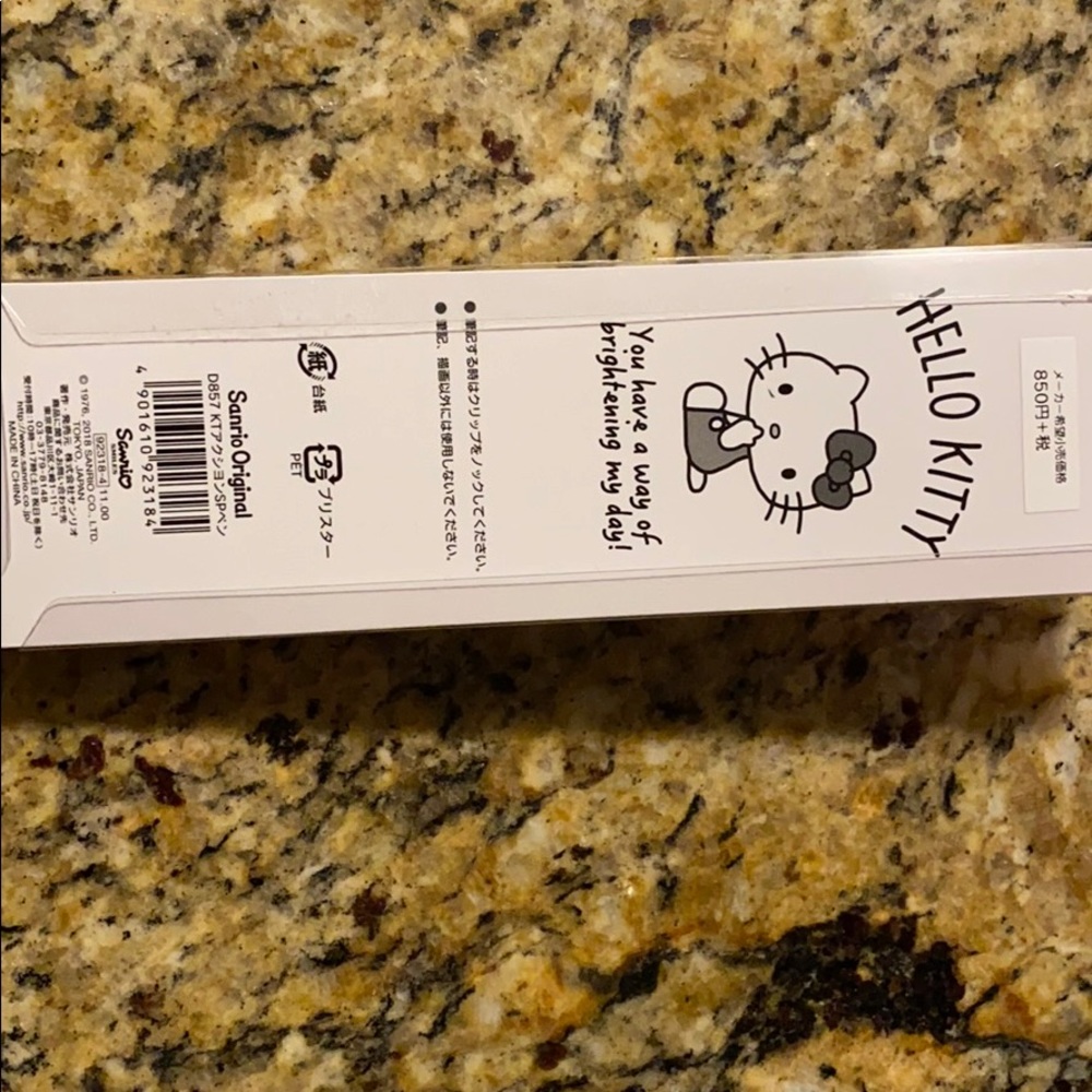 Hello kitty bundle - Picture 10 of 10